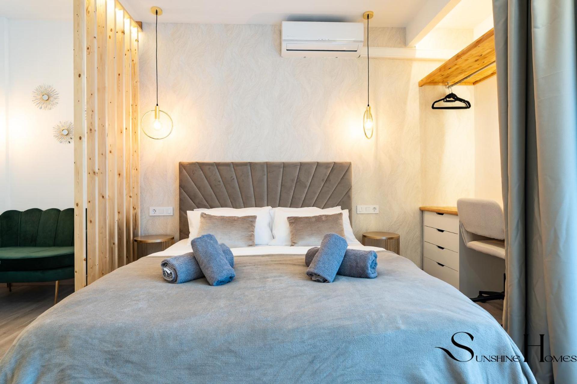 Seaview Beachfront Studio With Aqua Park & Balcony Benalmadena Ngoại thất bức ảnh