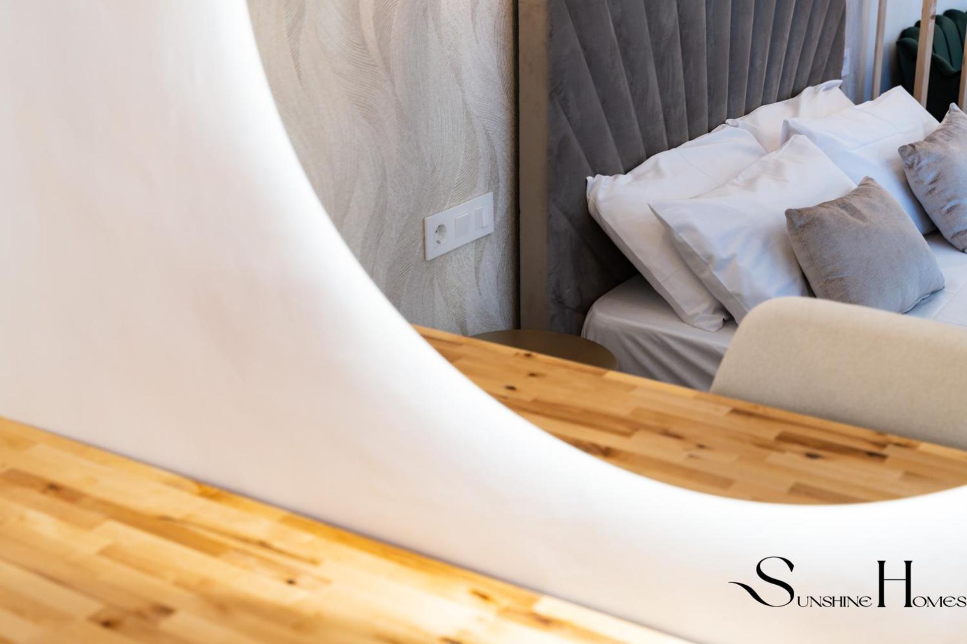 Seaview Beachfront Studio With Aqua Park & Balcony Benalmadena Ngoại thất bức ảnh